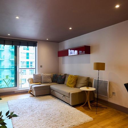 The Vauxhall Hideout - Comfy 2Bdr Flat With Balcony London Exteriör bild