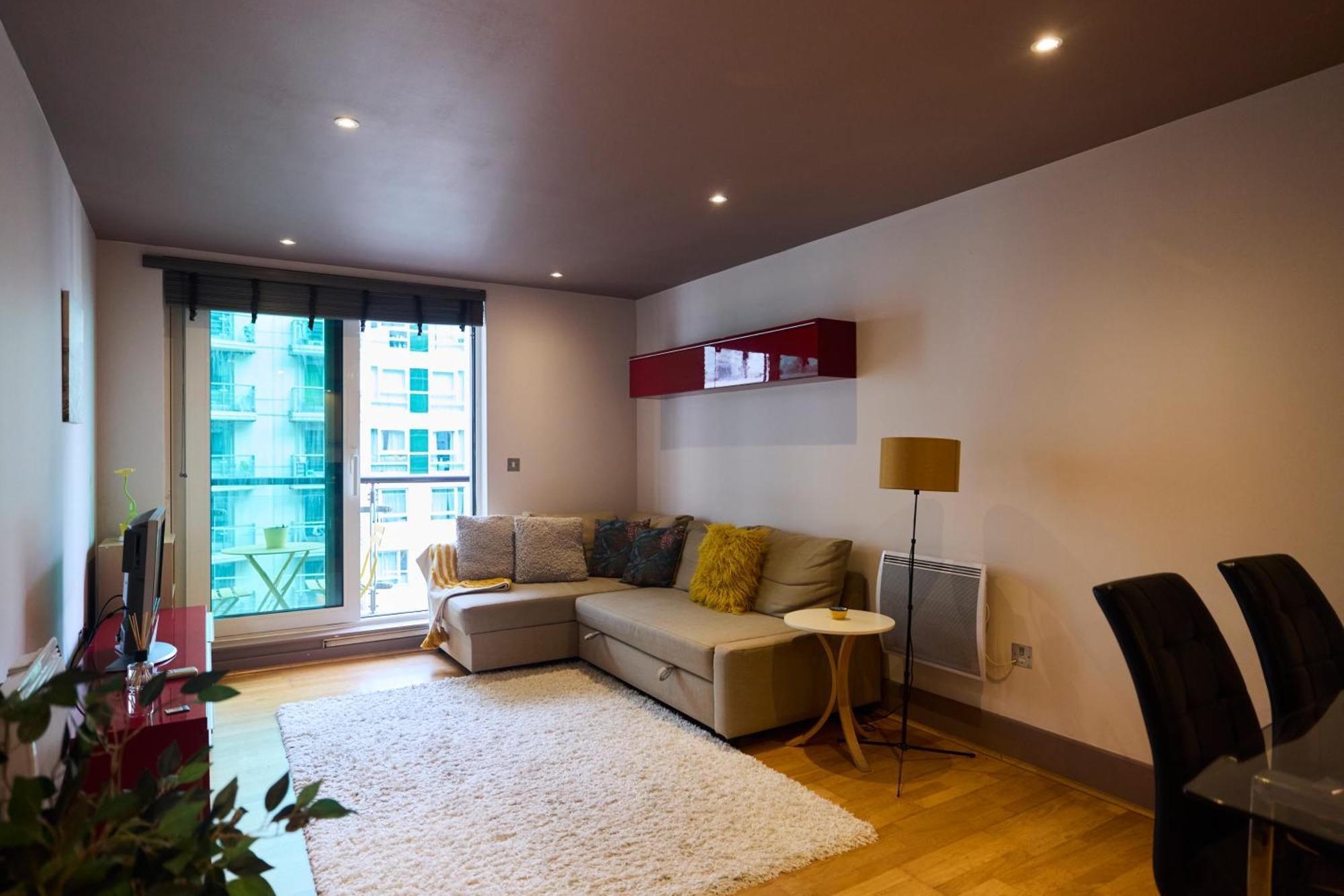 The Vauxhall Hideout - Comfy 2Bdr Flat With Balcony London Exteriör bild