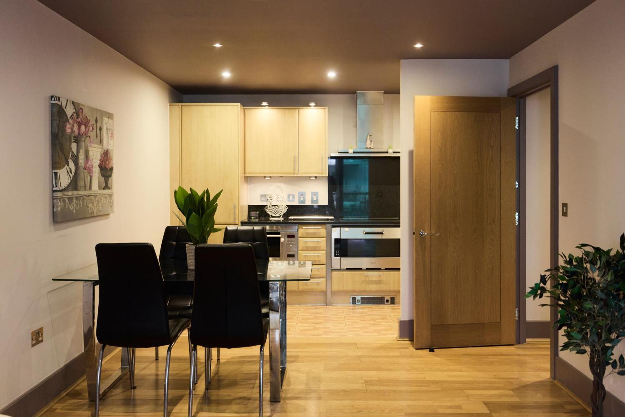 The Vauxhall Hideout - Comfy 2Bdr Flat With Balcony London Exteriör bild